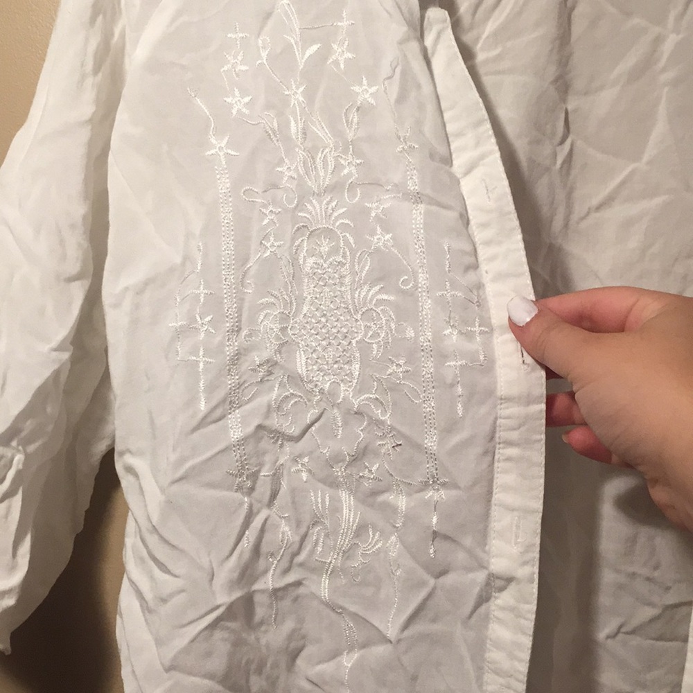 white patterned button down - Picture 2 of 2